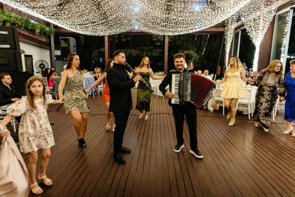 Formatie Nunta Bucurest-Mihai Cimpoiasu Band